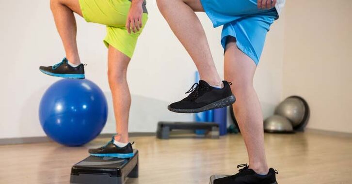 Sport treiben, um die Kraft auf natürliche Weise zu steigern